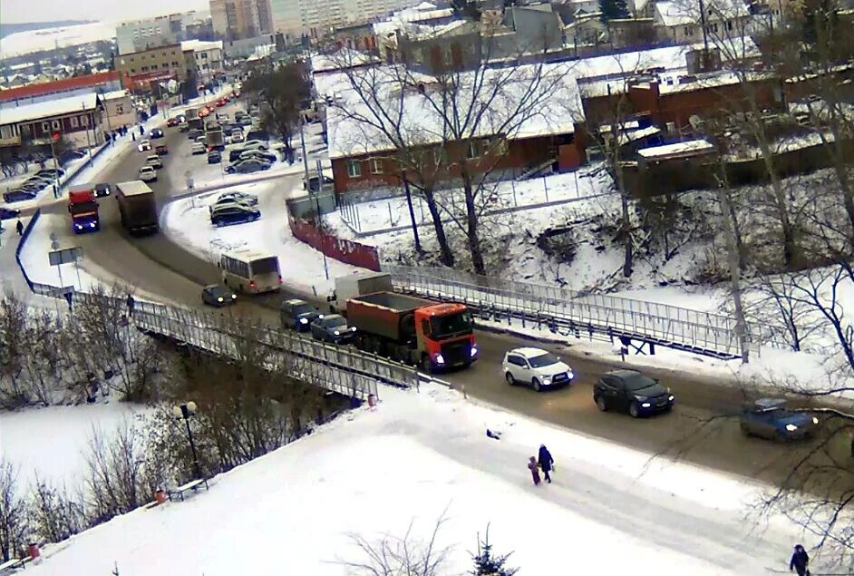 Камеры города томска. Реконструкция моста Арамиль. Камеры Арамиль. Видеокамеры в Арамиле. Самый старый мост в Арамиле.