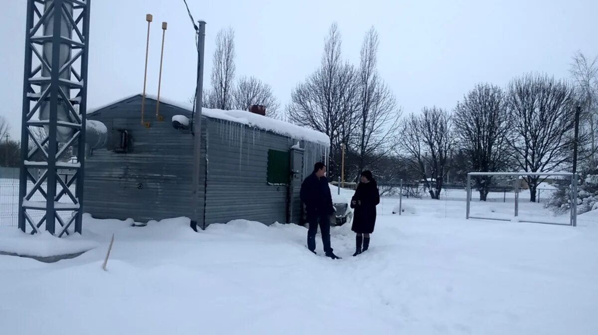 Народное слово хохольский. Село яблочное Хохольского района Воронежской области. Школа село яблочное Хохольский район. Село Староникольское Хохольского района. Село Староникольское Хохольского района Воронежской области.