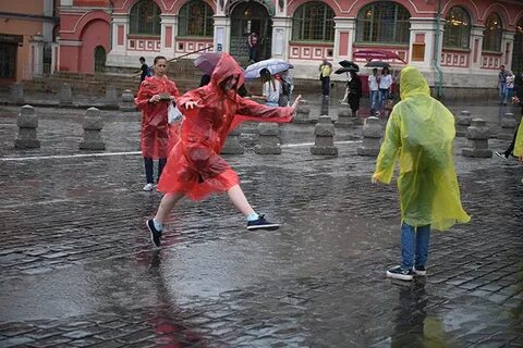 Сколько будет идти дождь в москве