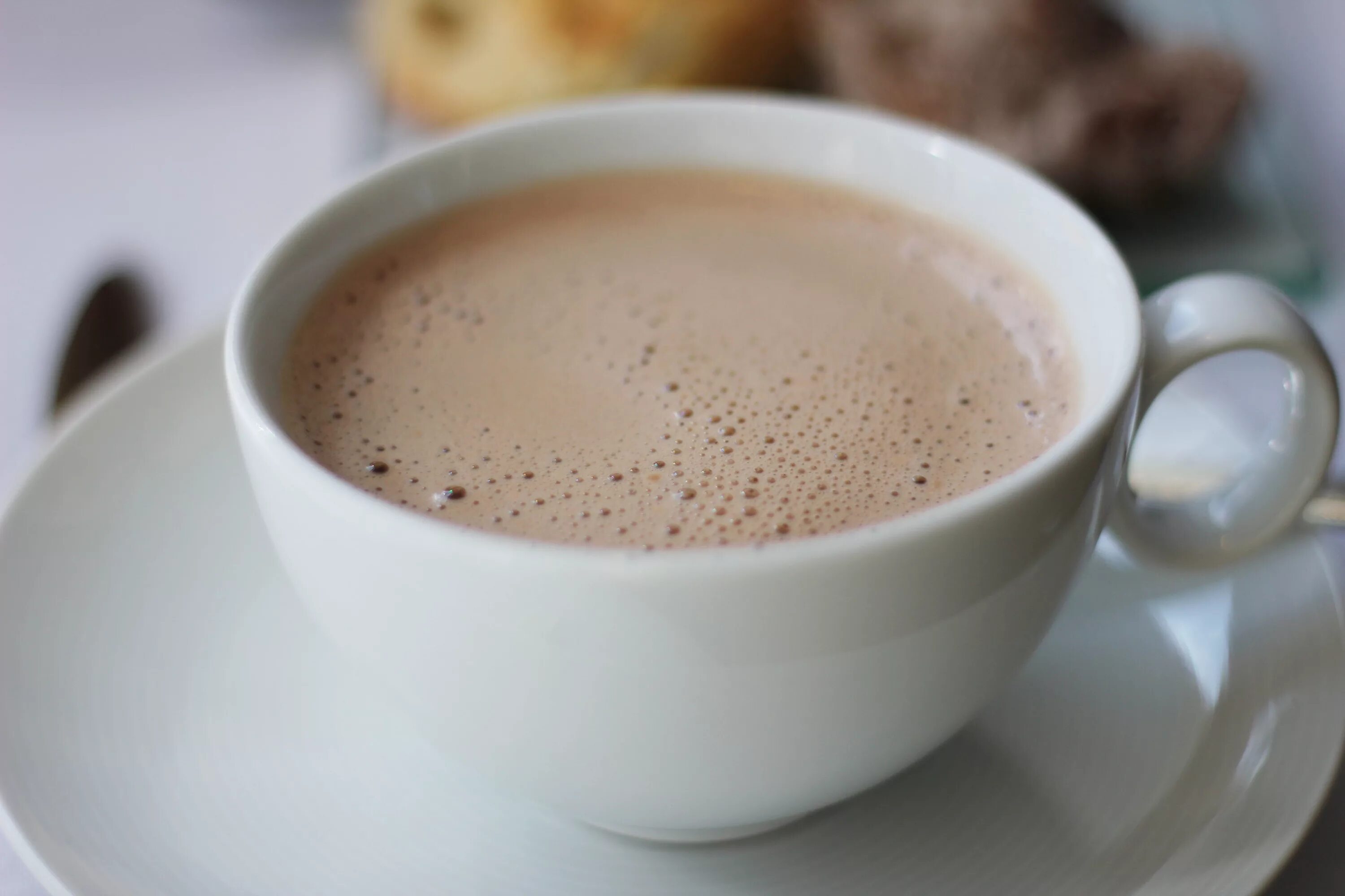 Обычный кофе с молоком