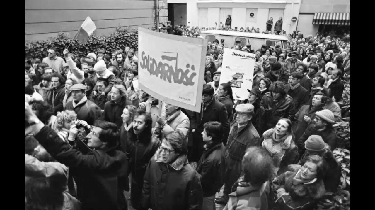 Солидарность польша 1989. В польше движение солидарность возглавил. Политический кризис в польше 1980. 1980 событие. Польский кризис причины.
