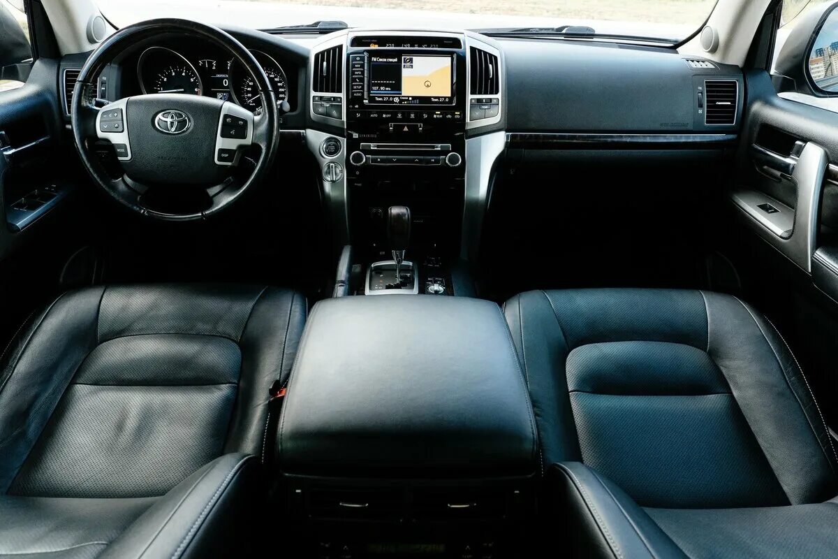 Land cruiser 200 2021 салон. ленд крузер комплектации. Toyota land cruiser 200 2021 салон. Land cruiser 200 рестайлинг. ленд крузер комплектации.