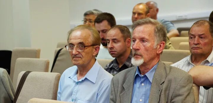 коннор макгрегор пресс конференция. боевое братство московское отделение востротин. конференция боев. конференция боев. макгрегор 2020.