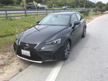 Lexus is200t