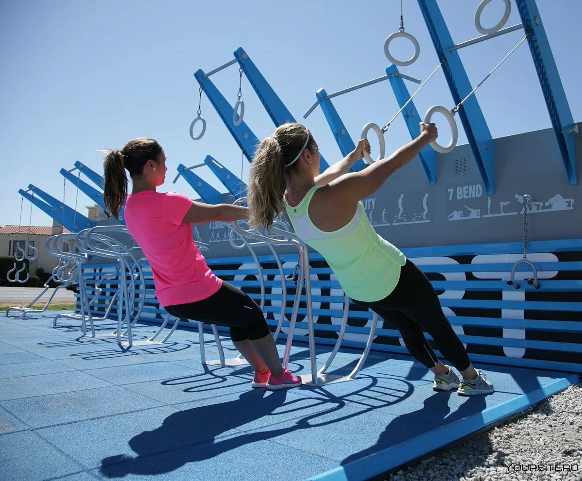 Виды открытого спорта. Уличный фитнес. Тренировки на открытом воздухе. Спорт на улице. Тренировка на улице.