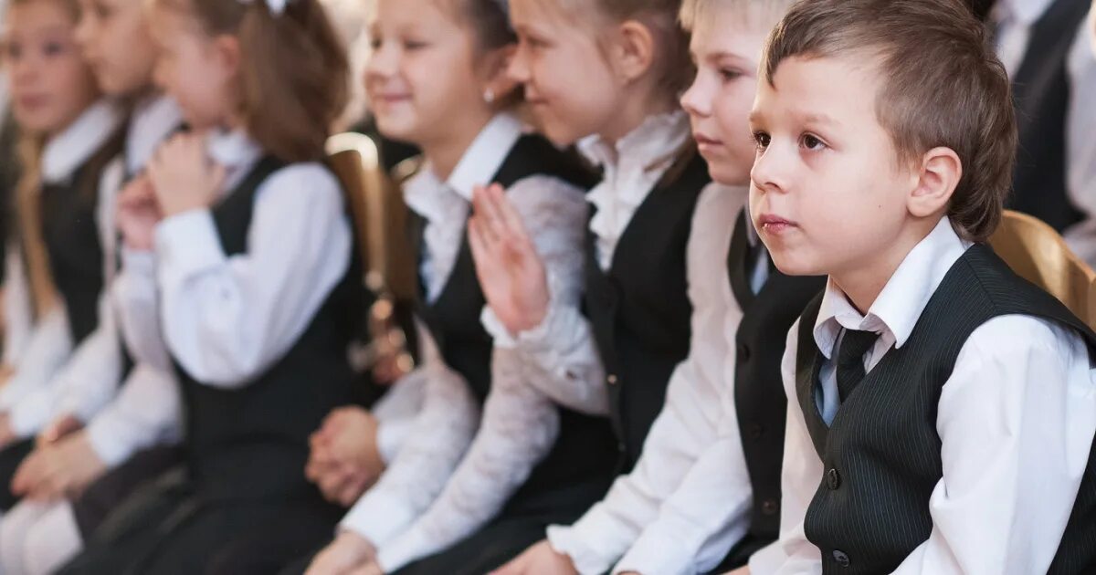 1 сентября будет учеба. 1 сентября. Школьники 1 сентября. Перед 1 сентября. 1 сентября будет учеба.