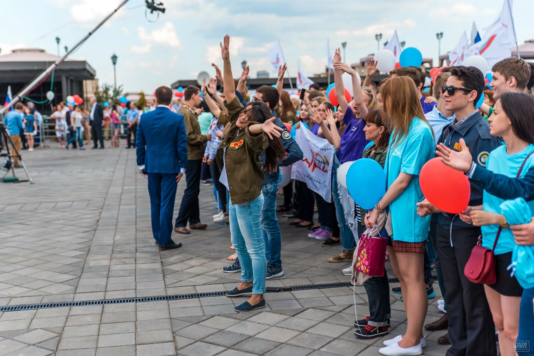 Мероприятия события сегодня. Мероприятия в честь дня России. Праздники в российских городах. Праздничные мероприятия в Казани сегодня. День России Казань.