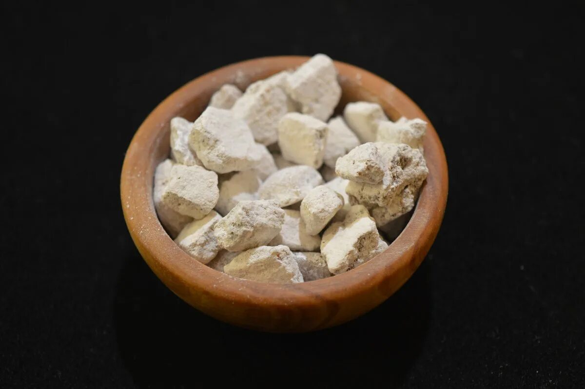 Из чего делают ладан. Индийский ладан. Ладан афонский праздничный жестяная упаковка. Ладан архиерейский дары волхвов. Из чего делают ладан.