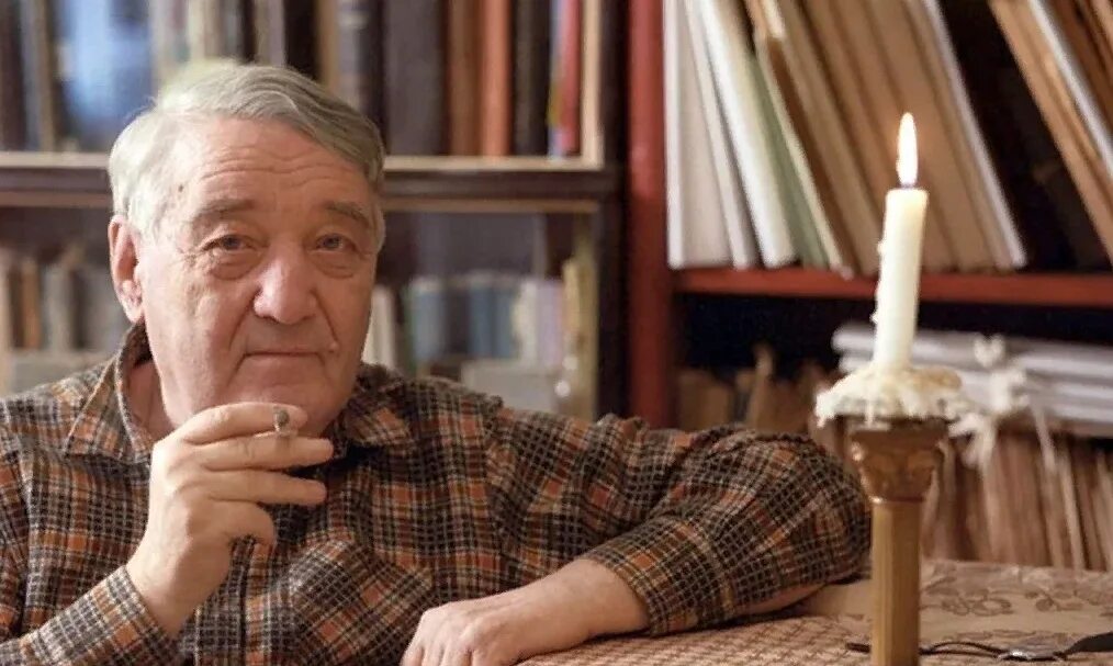 Историк 6. Гумилев лев николаевич. лев николаевич гумилёв (1912 – 1992). л. н. гумилев историк. л н гумилев фото.