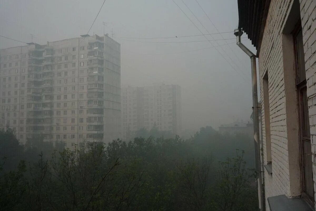 Смог в Москве 2010. Лето 2010 жара в Москве смог. Аномальная жара в Москве 2010. Смог в 2010 году в Москве. Лето 2010 россия