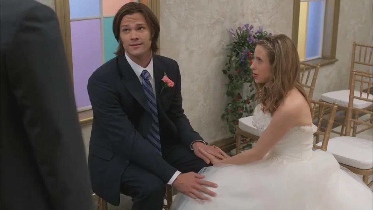 сверхъестественное свадьба сэма и бекки. сверхъестественное сэм женится. сверхъестественное свадьба бекки. джаред падалеки и женевьев кортезе. сверхъестественное сериал бекки.