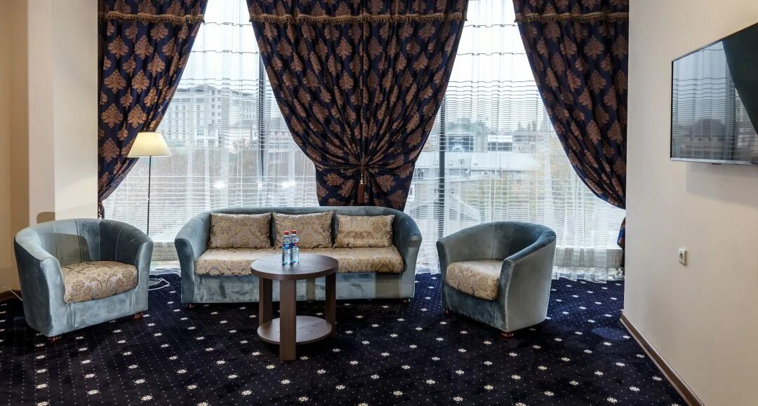 Гостиница в махачкале central city. Hotel central махачкала. Hotel central махачкала. Маис гостиница махачкала. Hotel central махачкала.