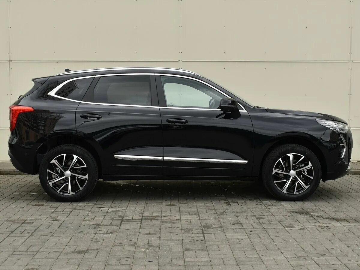 Haval jolyon 2022 черный. Jolion 2024 черный. Хавал джулиан 2022. Haval jolion 2022. Haval jolion 2022 черный.
