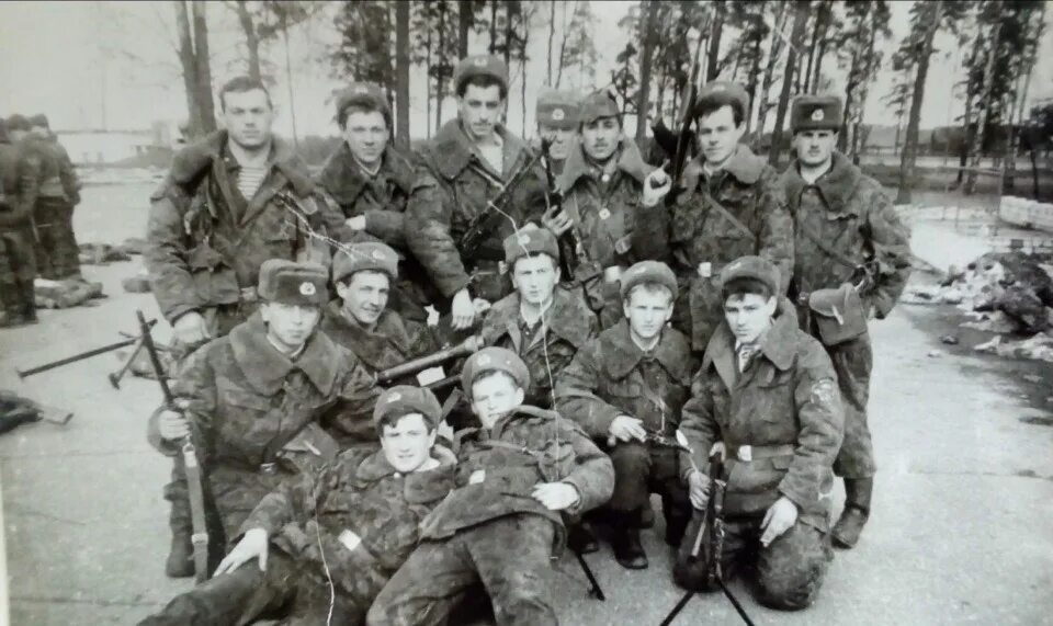 98 рота. 98 дивизия вдв шеврон. «337-й гвардейский парашютно-десантный полк». 98 рота. Вч 83148 ковров.