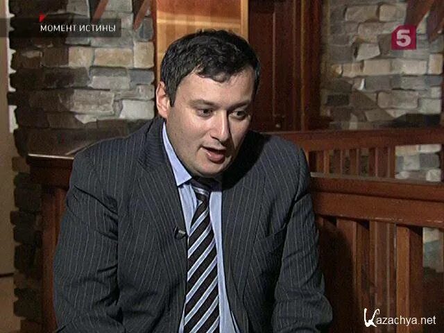 Официальный канал момент истины. Богомолов в. Смерш шпионам момент истины игра. Владимир богомолов момент истины в августе сорок четвертого. Момент истины 3.