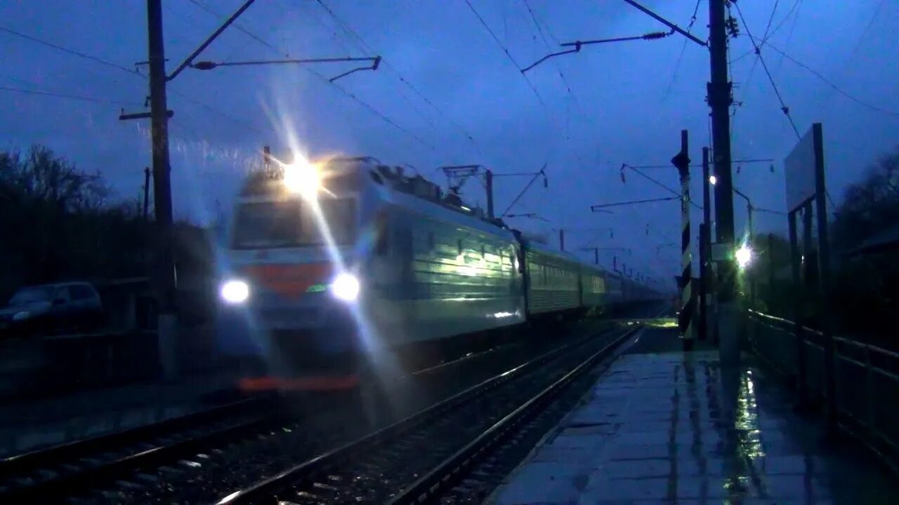 Чс4т 614. Нижний владикавказ поездом. Поезд 034м москва владикавказ. Поездом от москвы до ростова станции. Поезд 033с владикавказ москва.
