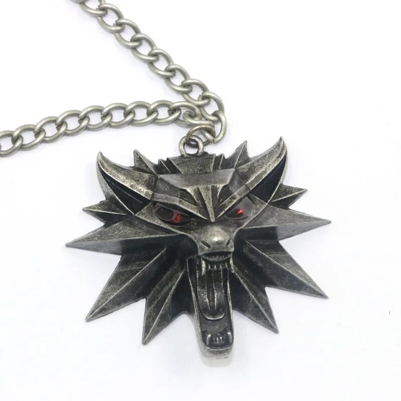 Ведьмачий медальон ведьмак 1. Ведьмак 3 кулон. Ведьмачий медальон ведьмак. Медальон ведьмака геральта. Кулон ведьмака в игре.