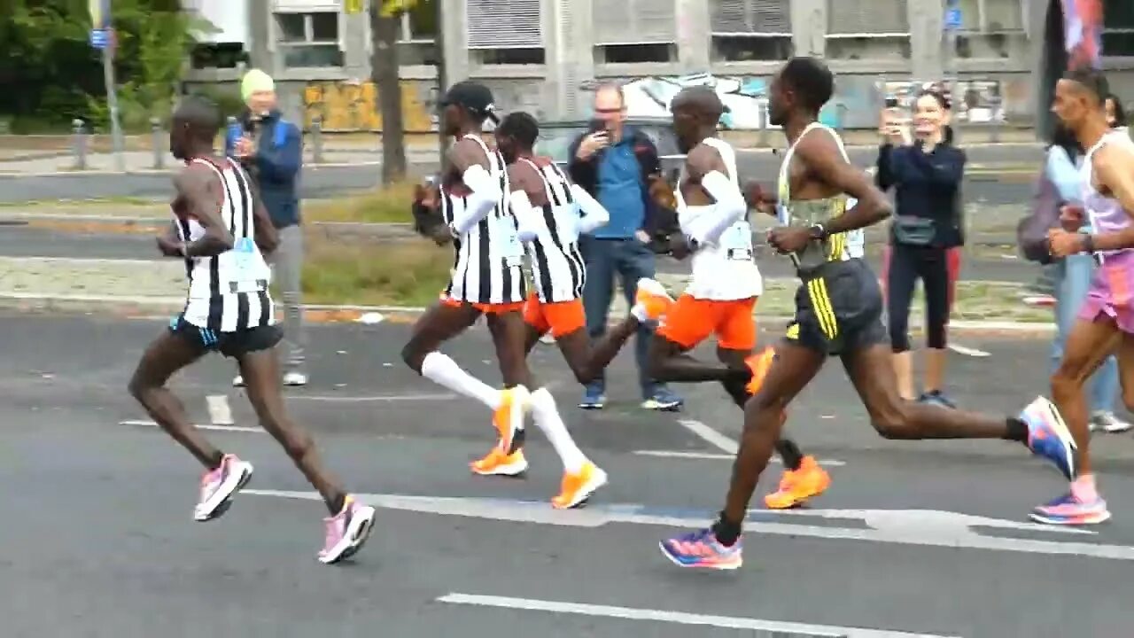 Берлинский марафон 2025. Берлинский марафон 2025. Берлин марафон. Bmw berlin marathon 2022. Берлинский марафон 2025.