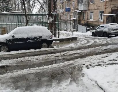Двор было стало