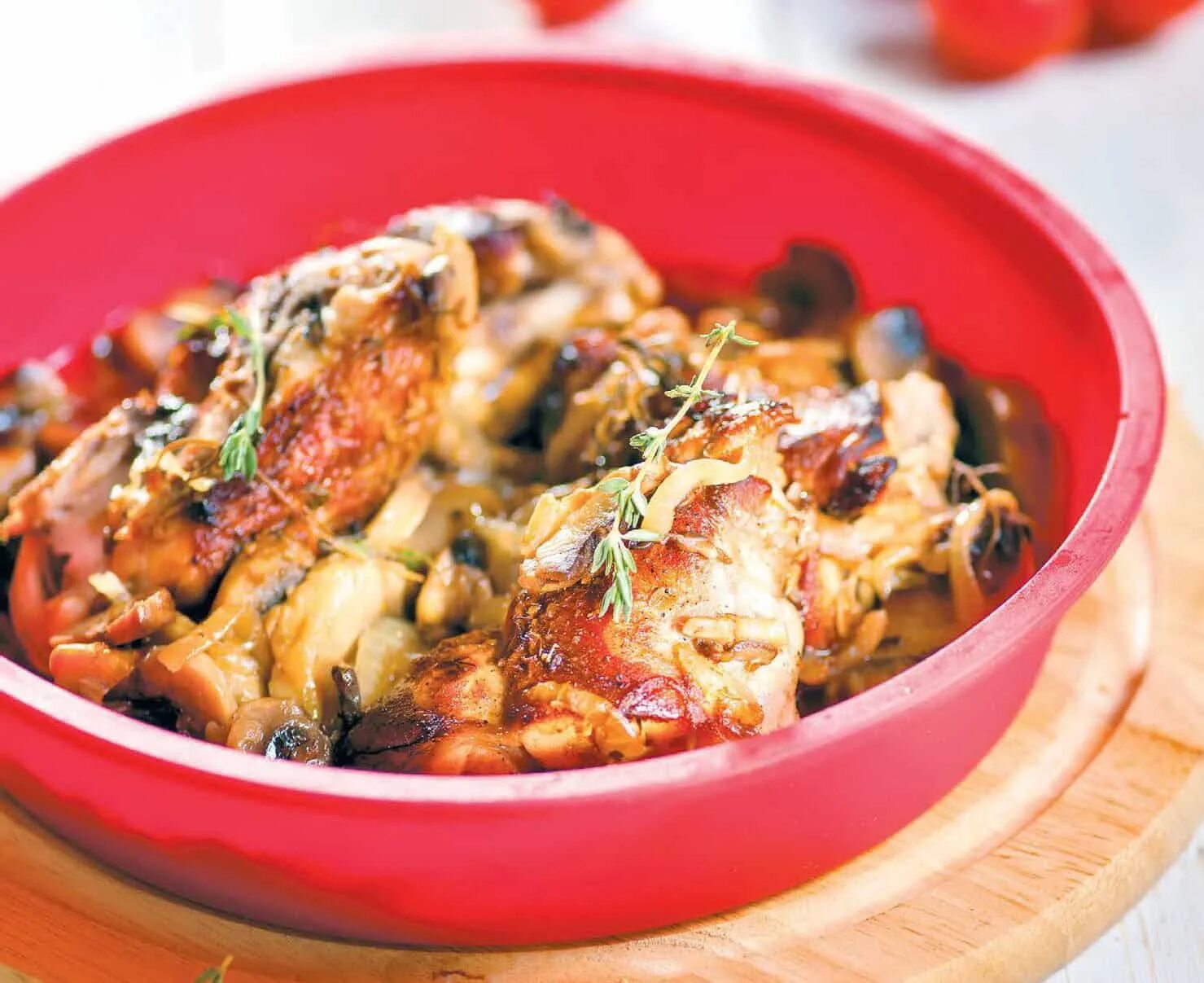 Крольчатина блюдо. Классический рецепт кролика. Ресторанные блюда из кролика. Блюда из филе кролика. Классический рецепт кролика.