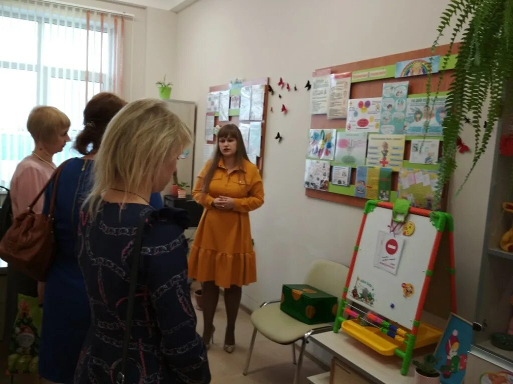 медвенская школа курской области. медвенская школа. мкоу медвенская сош электронный. мбоу сош медвенский район. учителя медвенской школы.