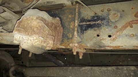 Где номер на раме на газоне