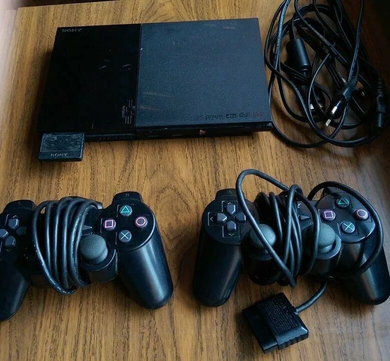 Комплект ps 2. Sony ps2 slim. playstation 2 slim. sony playstation 2 2000. плейстейшен 2 слим комплект.