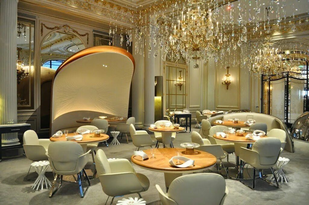 Название дорогих ресторанов. Alain Ducasse ресторан Париж. Ресторан Alain Ducasse au Plaza Athenee. Alain Ducasse au Plaza Athénée ресторан. Alain Ducasse au Plaza Athenee Париж Франция.