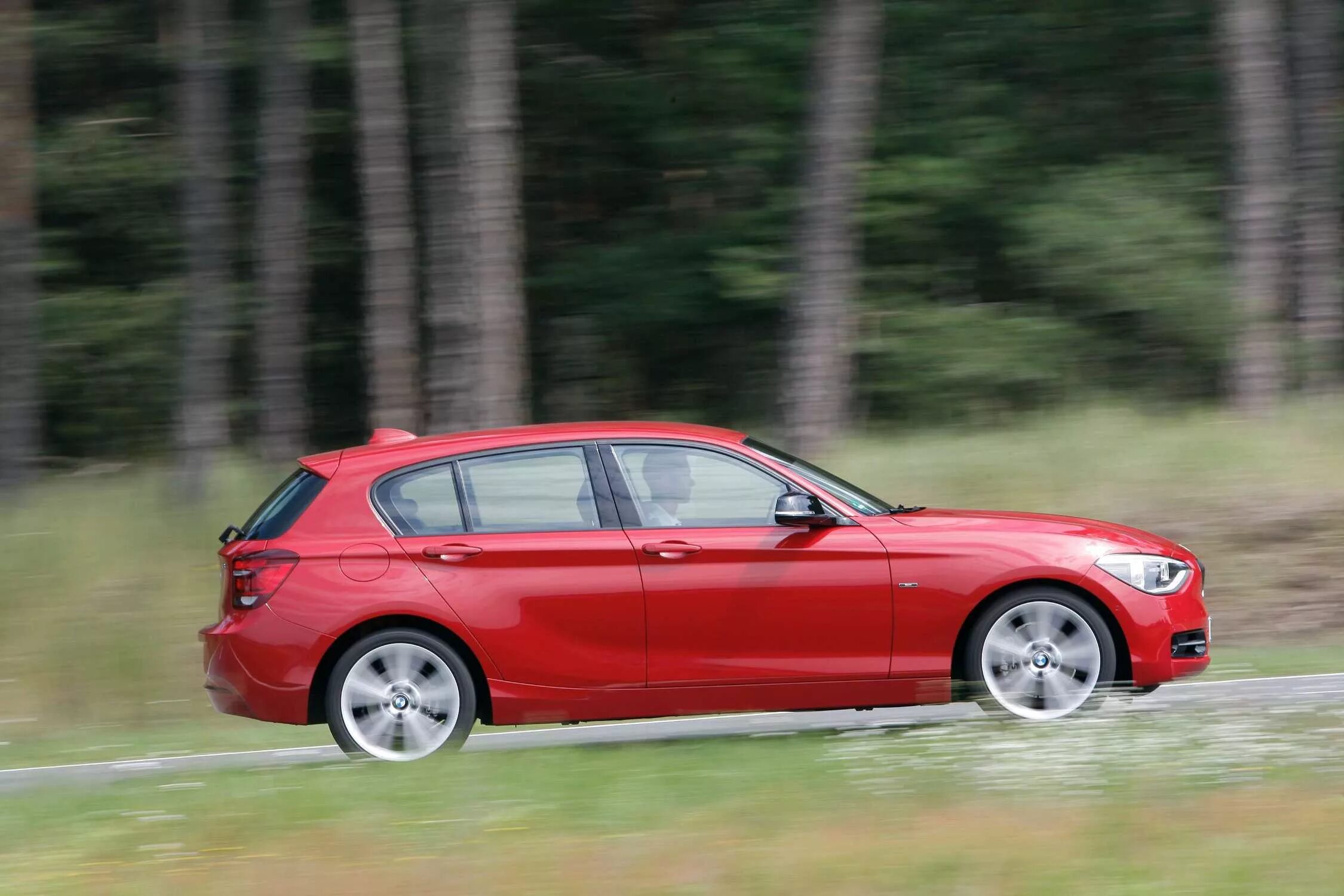 BMW 118i Sport line. БМВ 1 двухдверная. БМВ 116 седан. БМВ 1 универсал.