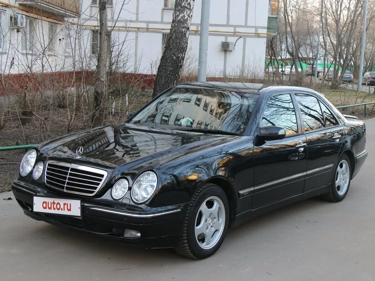 Купить мерседес 2000 года. Мерседес 210 2000г. Mercedes w210 2000. Мерседес w210 2000 года. Мерседес 210 2000.