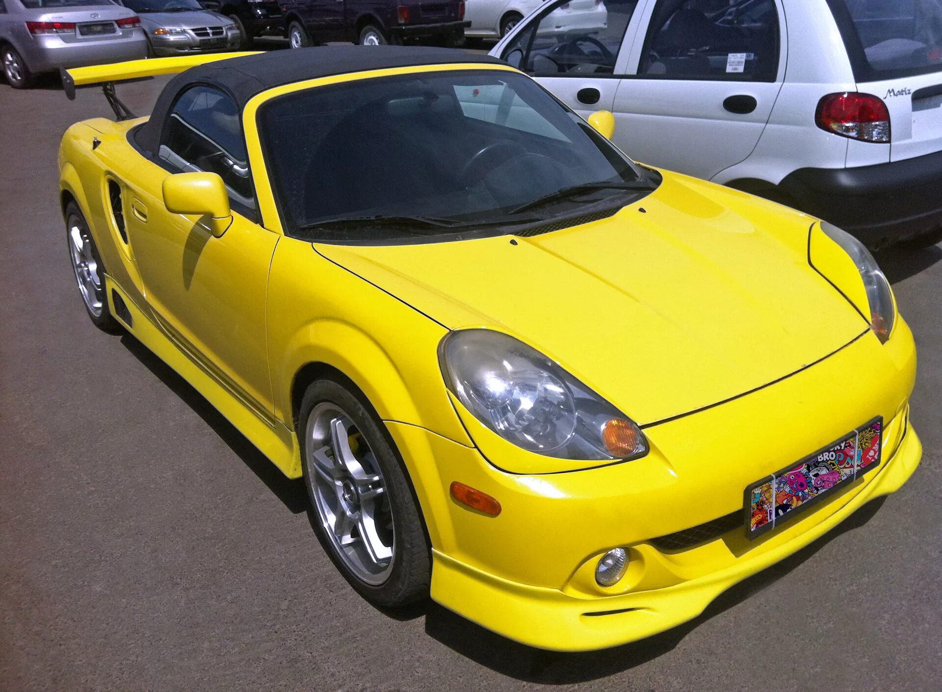 Тойота мр2 купить в россии цена. Toyota mr2. Toyota mr2 2. Toyota mr2 Spyder. Toyota mr2 2000.