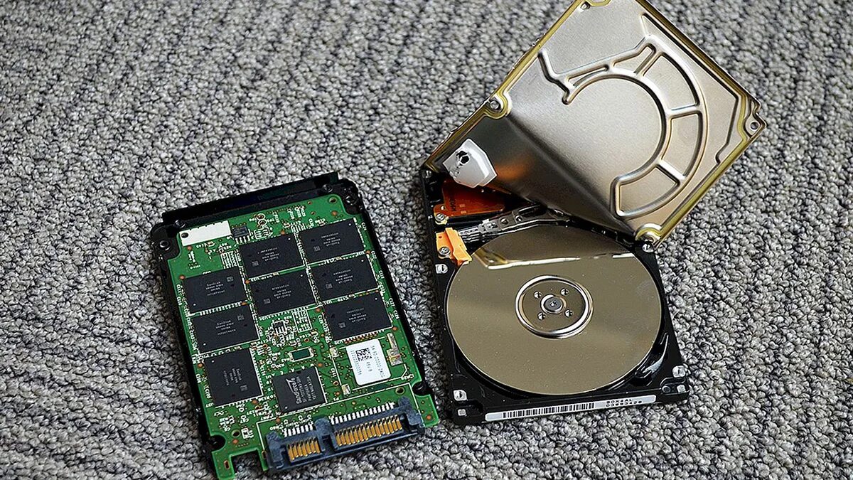 Типы дисков ssd hdd. Ssd vs hdd. жесткий диск ссд для ноутбука. жесткий диск и ссд внутри. ssd b hdd.