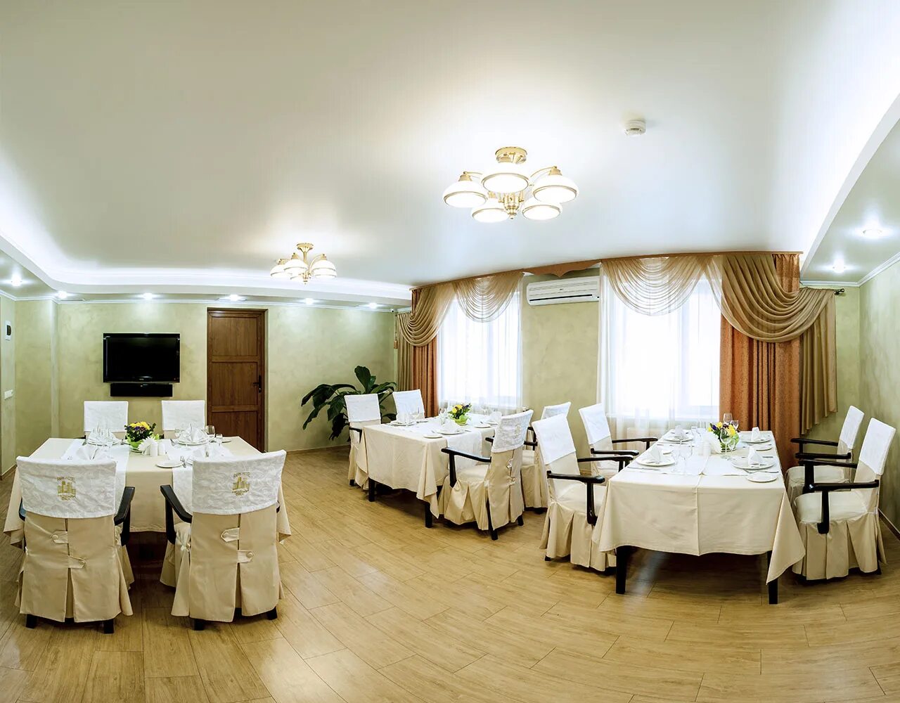 Парк-отель Новый Век (Россия Энгельс) - Booking.com