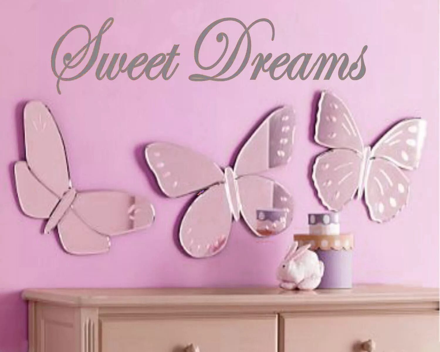 Включи sweet dream. Зеркало с бабочками. Бабочки для Дочки открытка. Sweet Dream. Sweet Dreams картинки.