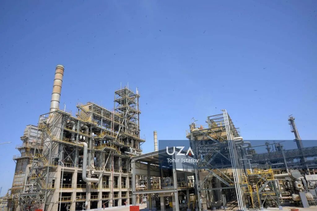 Фнпз ферганский нефтеперерабатывающий. Бнпз бухарский нефтеперерабатывающий завод. Бухоро нефтни қайта ишлаш заводи. Бухарский нпз узбекистан. Neft qayta ishlash.