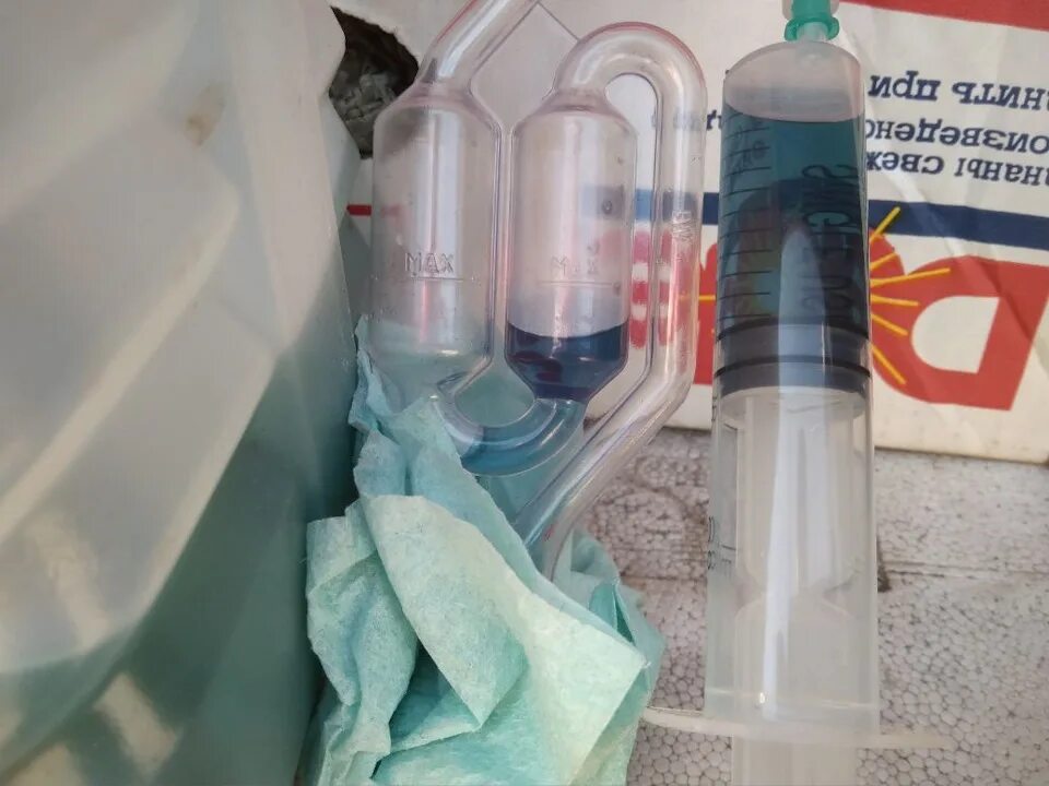 Co2 в системе охлаждения. Тестер утечки со2. тестер утечки со2 в систему охлаждения. тестер co2 в антифризе. индикатор со2 в антифризе.