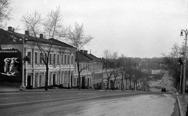 Kursk, the 70s, Dobrolyubova Square. 2023 Курск VK