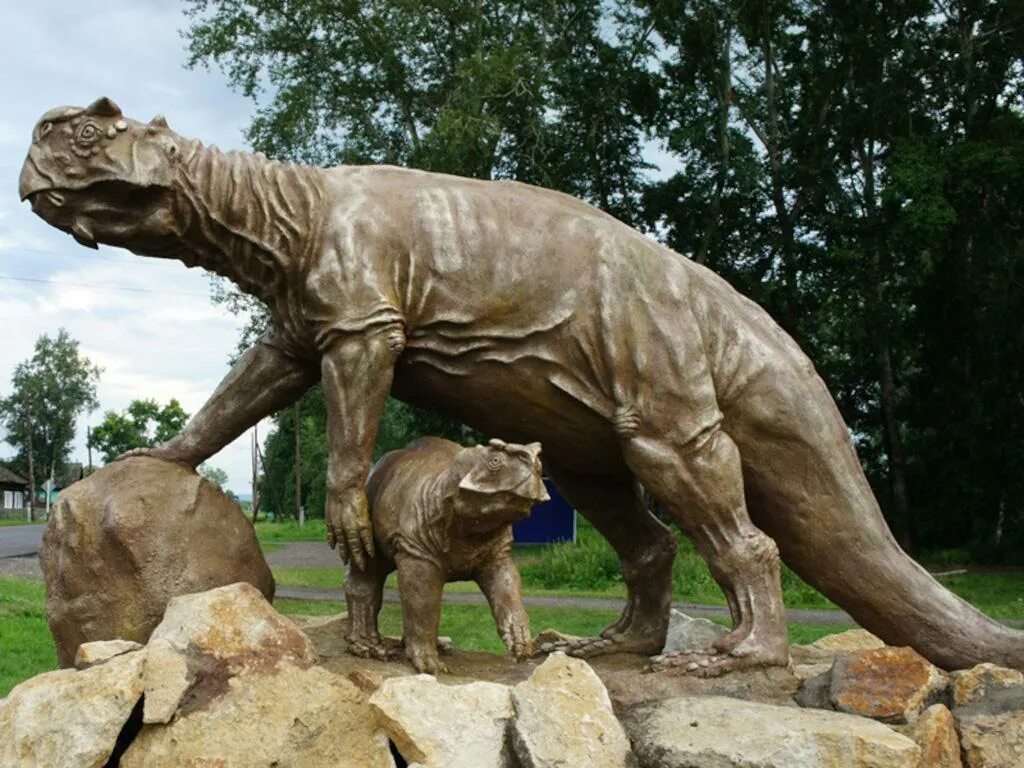 шестаково кузбасс. пситтакозавр сибирский шестаково. динозавр кузбасса. шестаковский археологический музей. шестаковский музей динозавров.