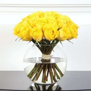 Ваза желтые цветы