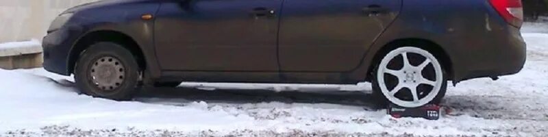 Колеса авто гранта. Зимняя резина на гранту лифтбек r15. Диск колесный r14 ваз 2170 priora. Шины гранта r15. Колеса авто гранта.