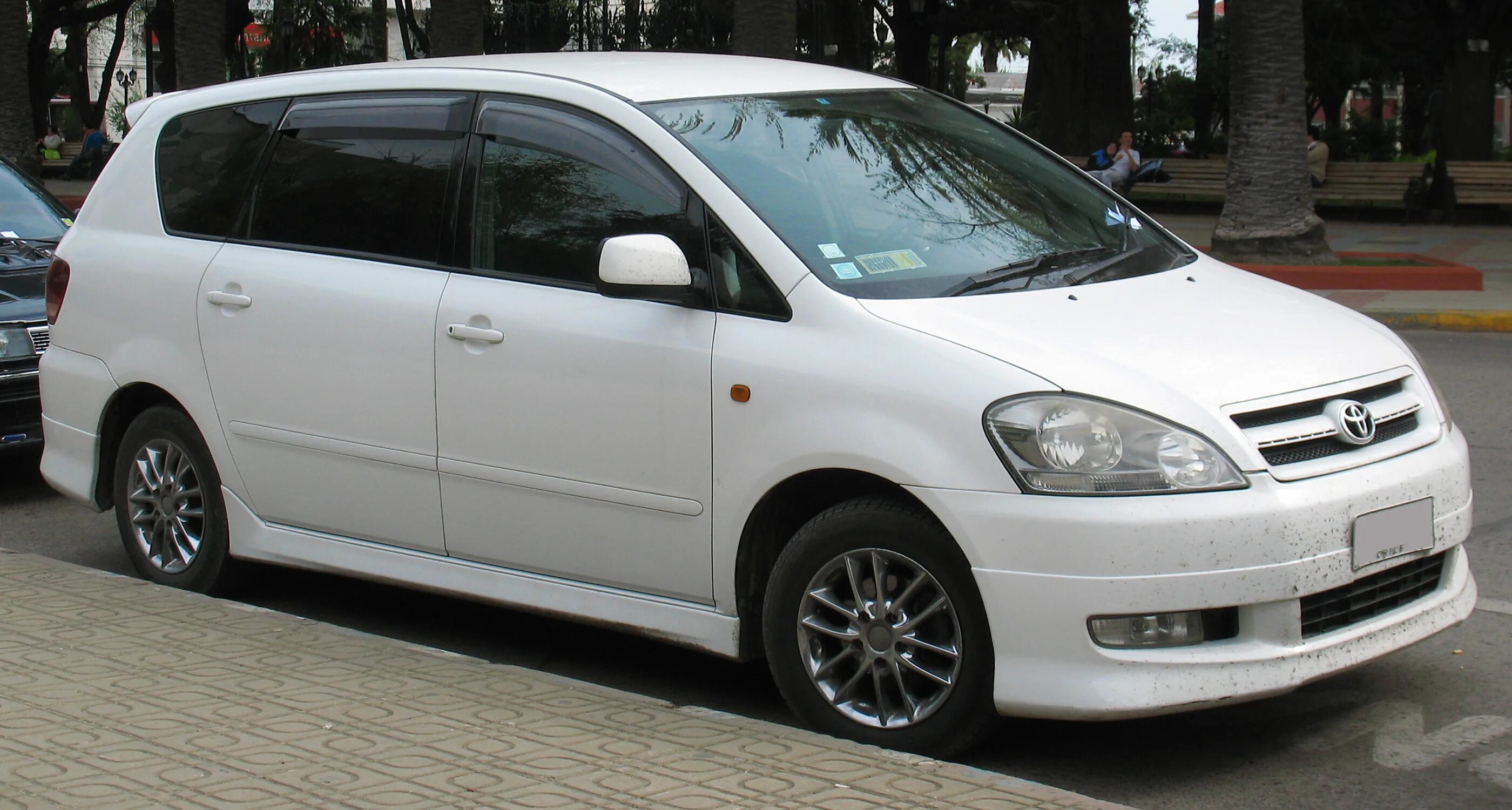 Ипсум озон. Toyota ipsum 240i. toyota ipsum 2001. тойота ипсум 2009г. тойота ипсум 2001 года.