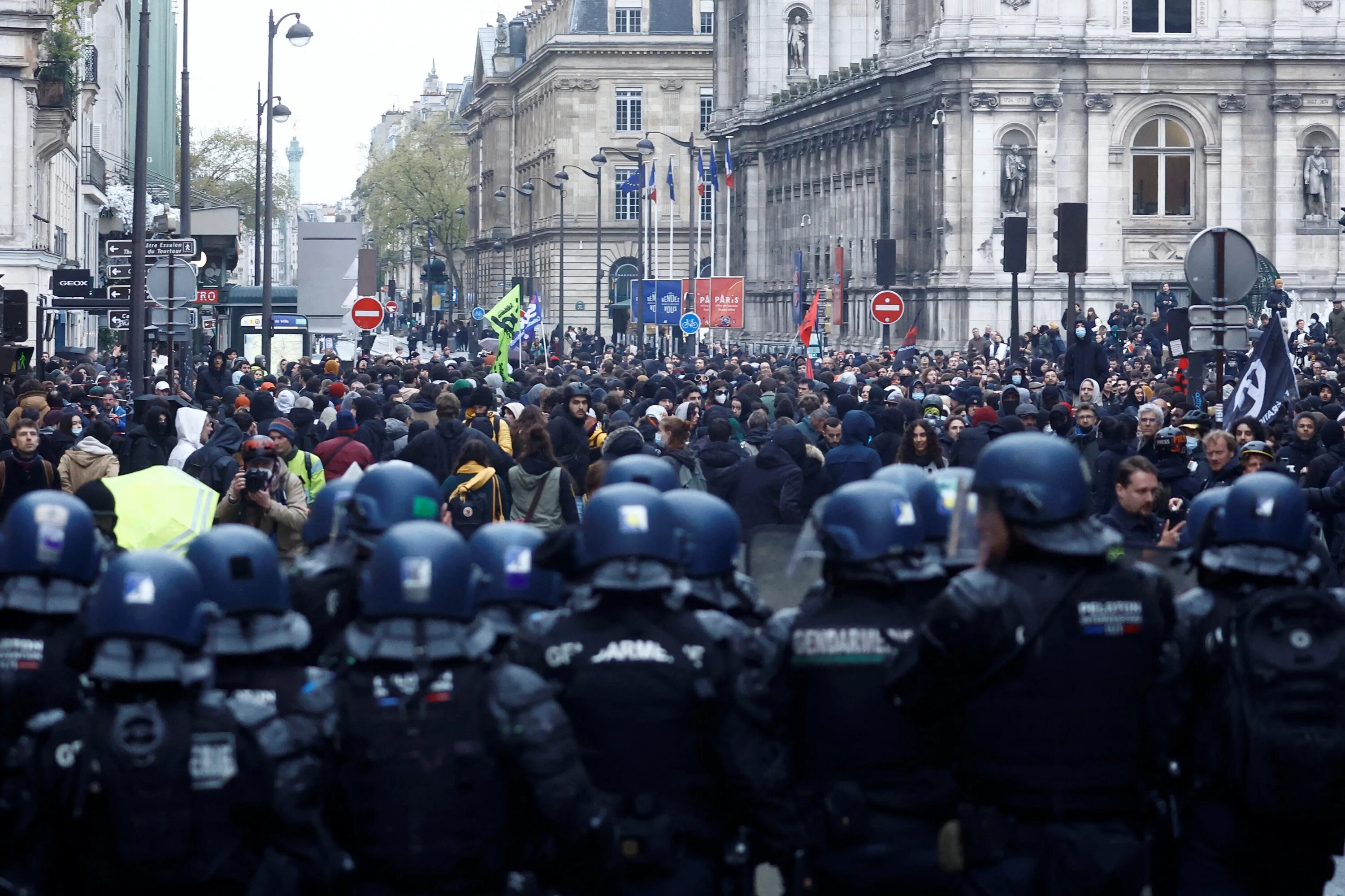 Французы сегодня. Протесты в Москве. Протесты во Франции.