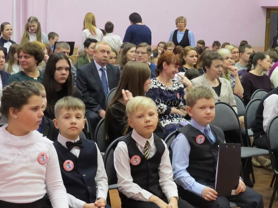 школа 1 мончегорск. школа 1 мончегорск. точка роста в школе. школа номер 14 мончегорск. сош 14 мончегорск.