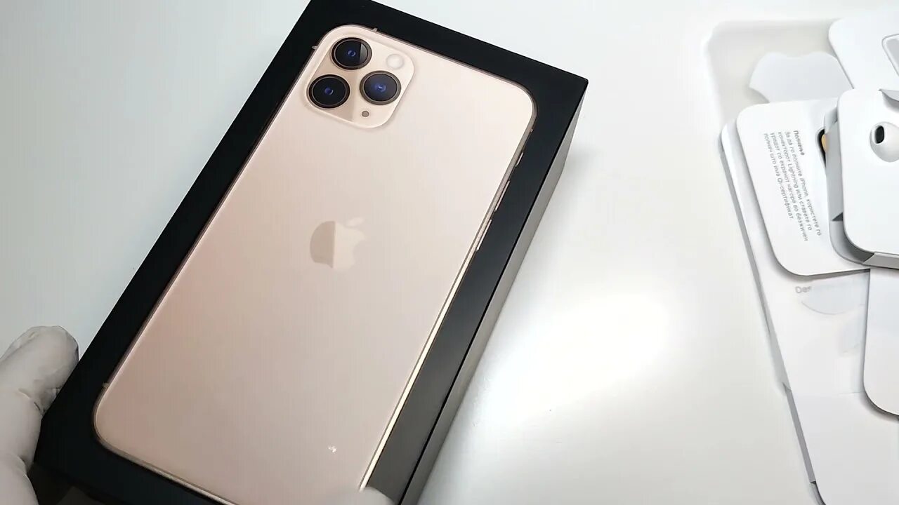 Iphone 11 pro gold. Айфон 11 128 гб камера. 11 pro 64gb gold. Iphone 11 pro max 64gb gold. Iphone 11 pro 64gb gold.
