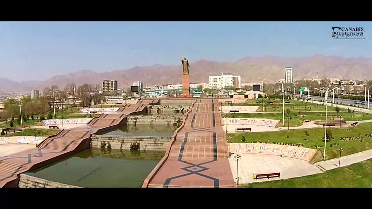 Точикистон хучанд. Город Худжанд Таджикистан. Таджикистан столица Худжанд. Парк Исмоили Сомони Худжанд. Центр город Худжанд Таджикистан.