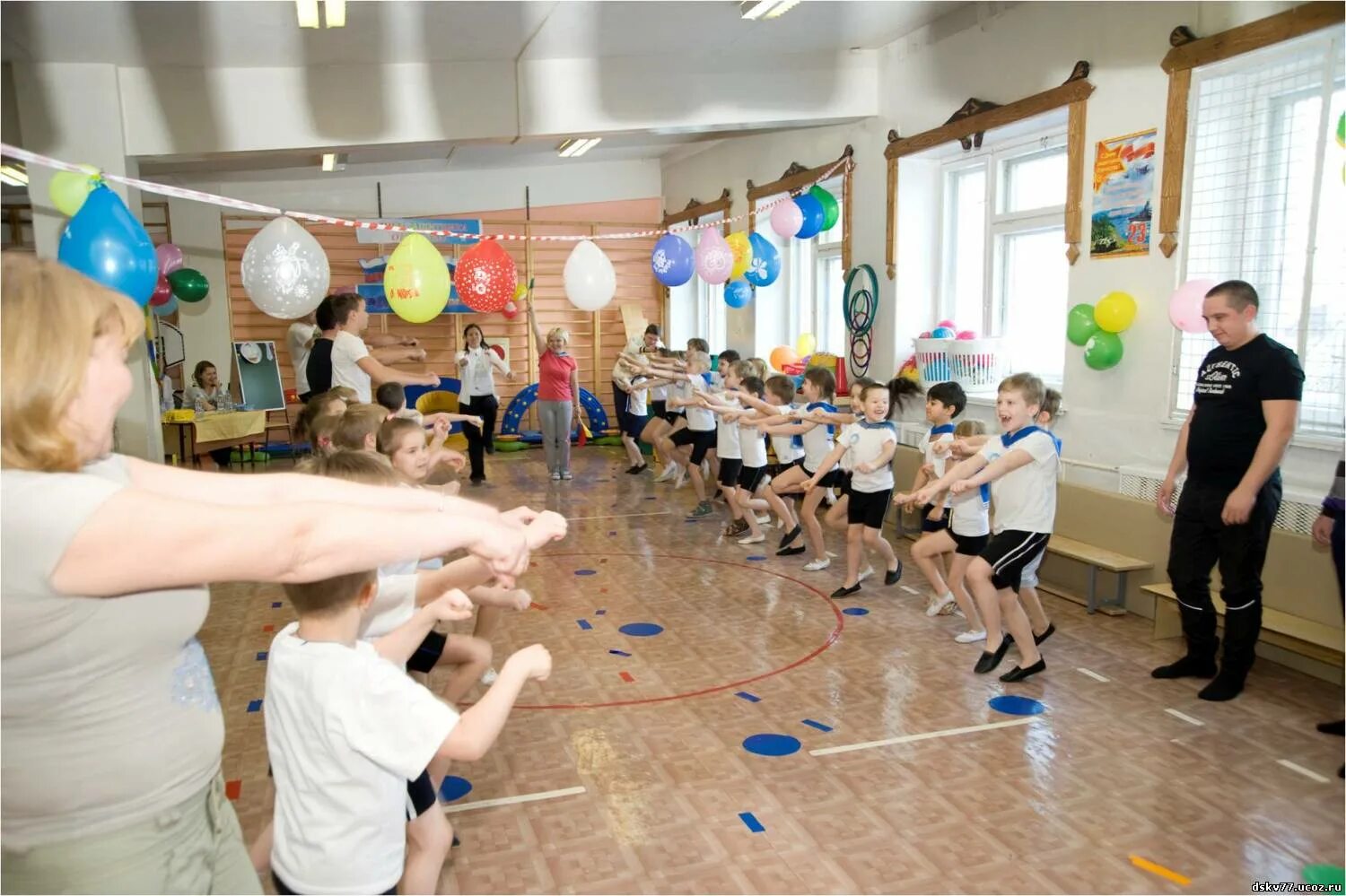 Праздник посвященный 23 февраля в детском саду. Спортивный праздник посвященный 23 февраля в детском саду. Спортивный праздник посвященный 23 февраля. Спортивный праздник посвященный 23 февраля. Досуг посвящённый 23 февраля в дет саду.