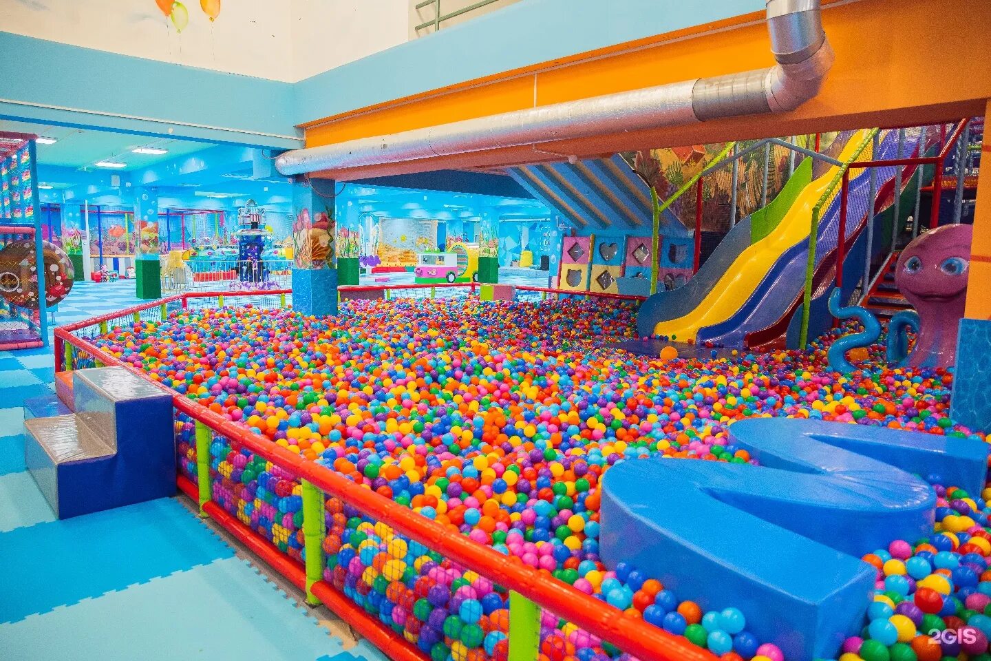 день рождения в игровой комнате. детский развлекательный центр остров сокровищ казань. остров сокровищ тц горки парк казань. остров детская игровая. развлекательный центр арлекин хабаровск.