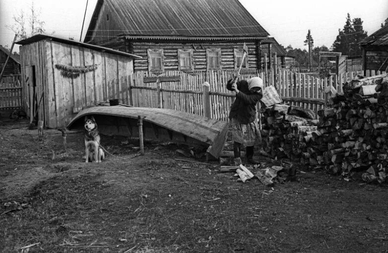 70 года как жили. Деревни СССР 70х. Деревня в СССР 70-Е годы. Советская деревня 70х. СССР 70е деревня.