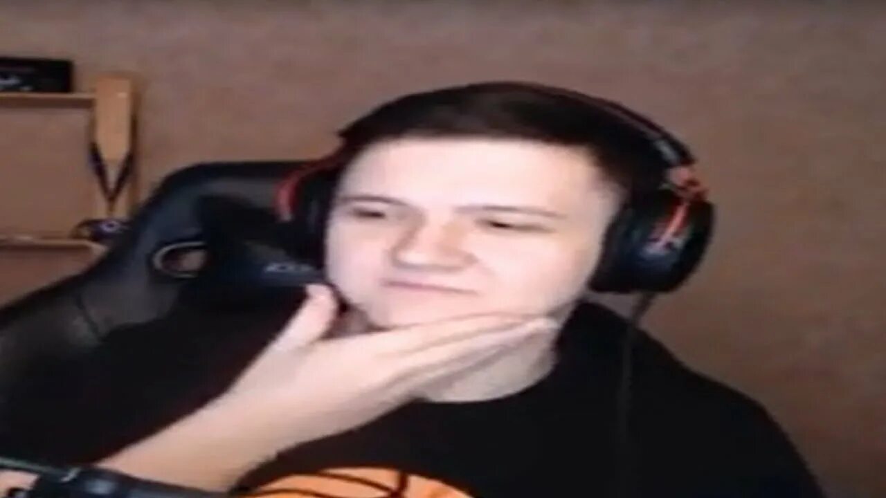 BratishkinOFF Streamers, Memes, Twitch