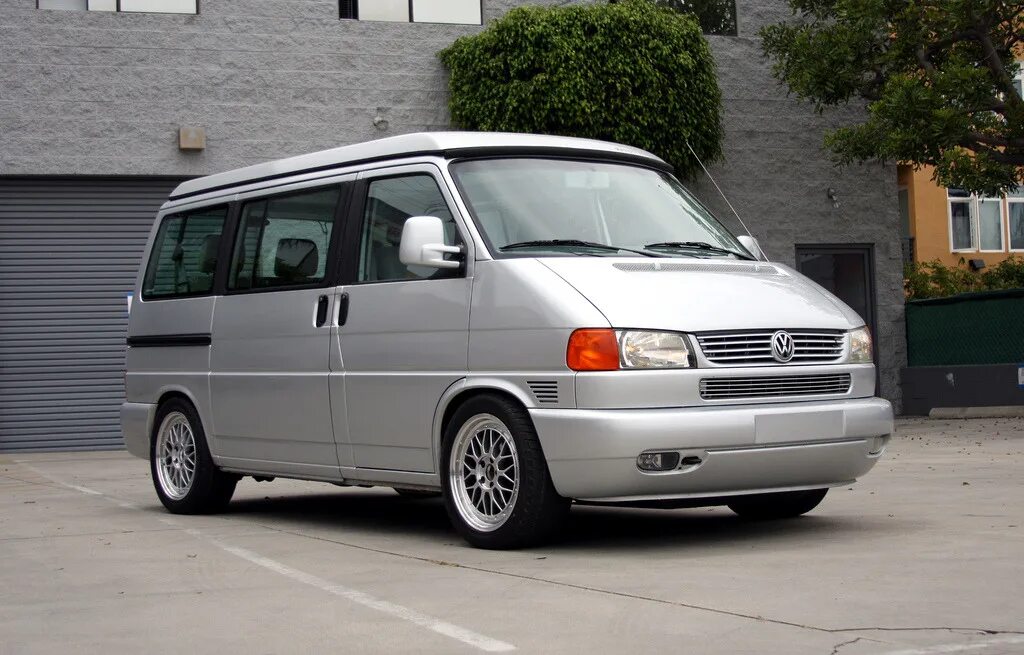 Класс т4. VW t4 Eurovan. VW Transporter t4. VW Transporter t4 1997. Фольксваген t4 Транспортер белый.